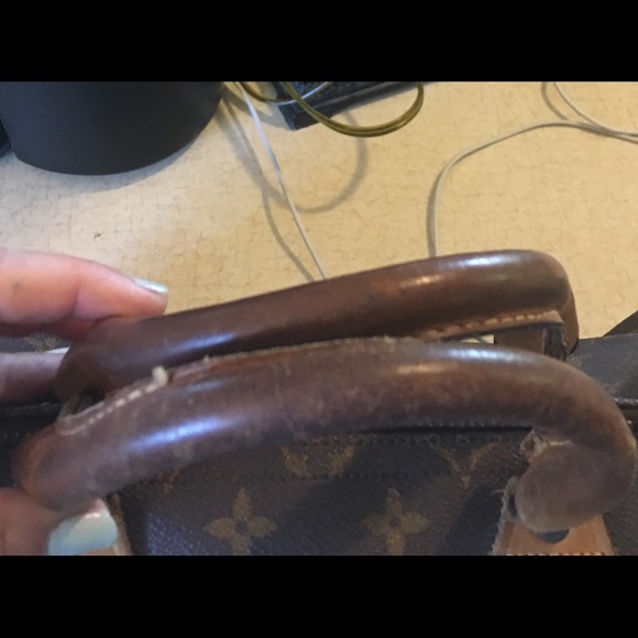 Vintage 1980s Louis Vuitton large satchel - Picture 3 of 8